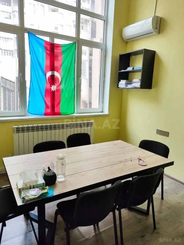 Satılır obyekt 70 m²