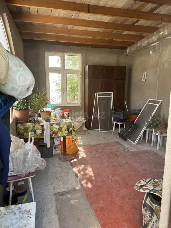 Satılır 6 otaqlı həyət evi 500 m²