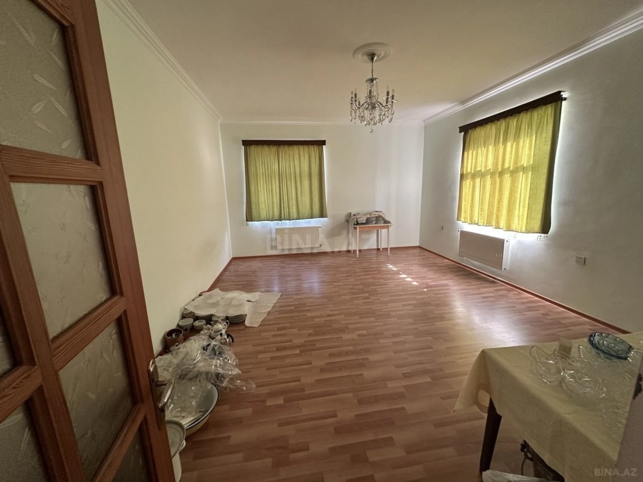 Satılır 6 otaqlı həyət evi 500 m²