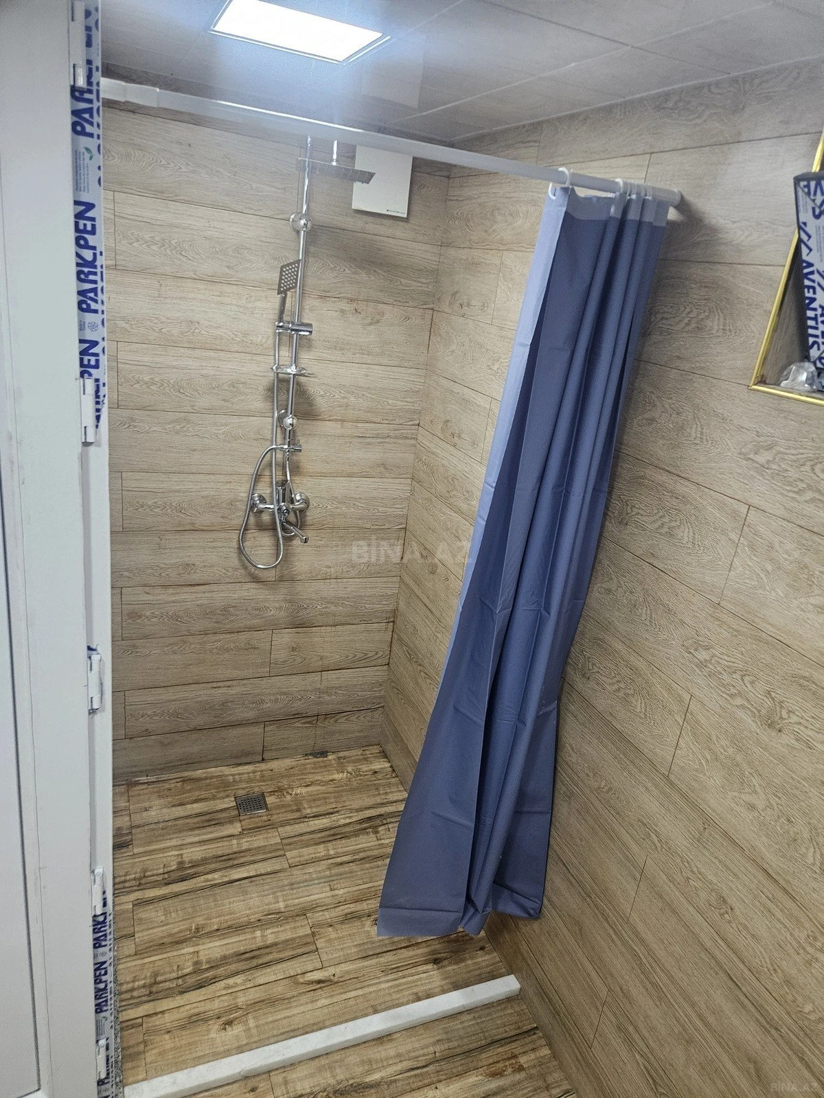 Kirayə verilir 6 otaqlı həyət evi 200 m²