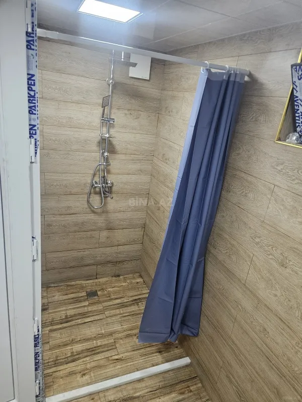 Kirayə verilir 6 otaqlı həyət evi 200 m²