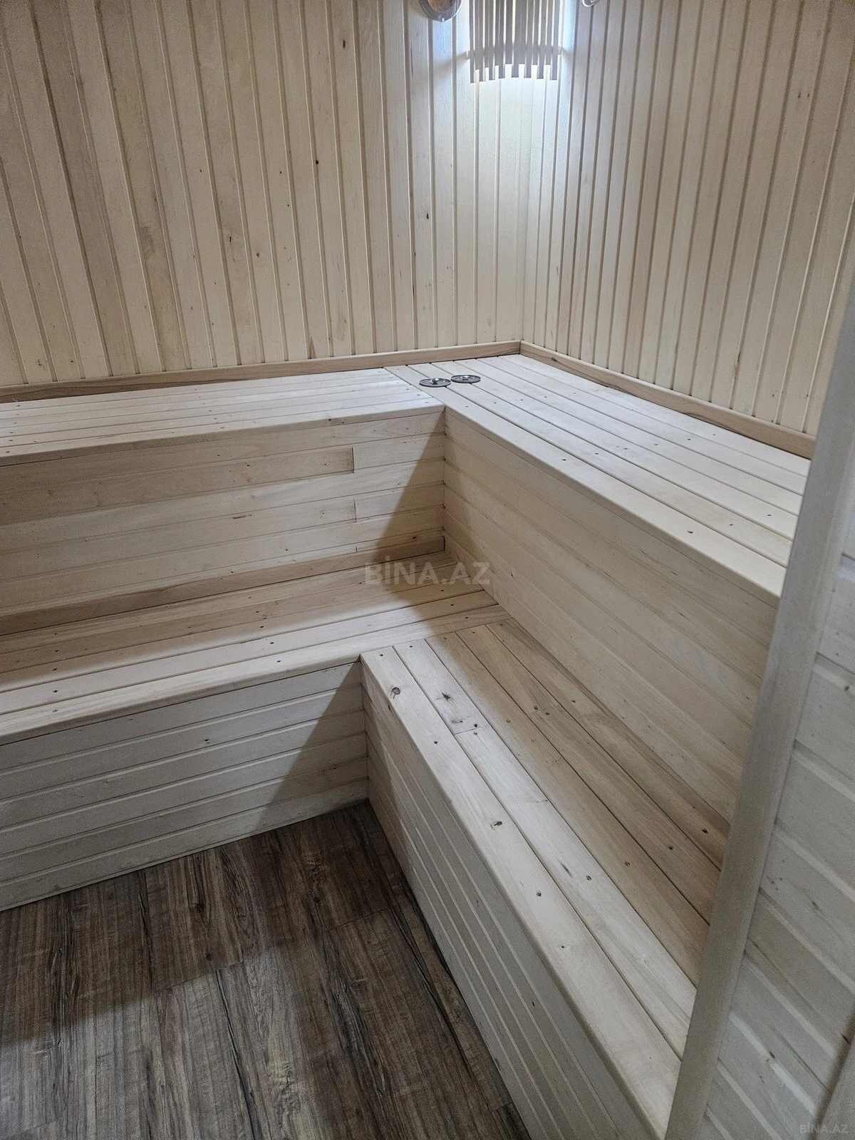 Kirayə verilir 6 otaqlı həyət evi 200 m²