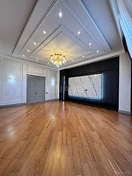 Satılır 4 otaqlı mənzil 285 m²