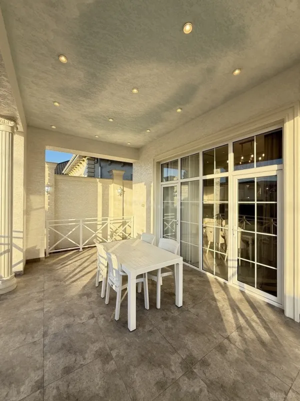 Satılır 4 otaqlı həyət evi 180 m²