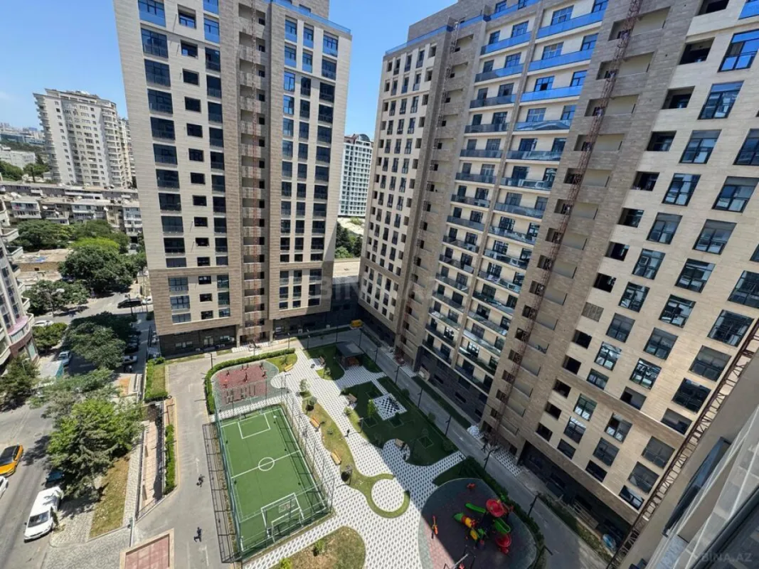 Satılır 2 otaqlı mənzil 93.6 m²