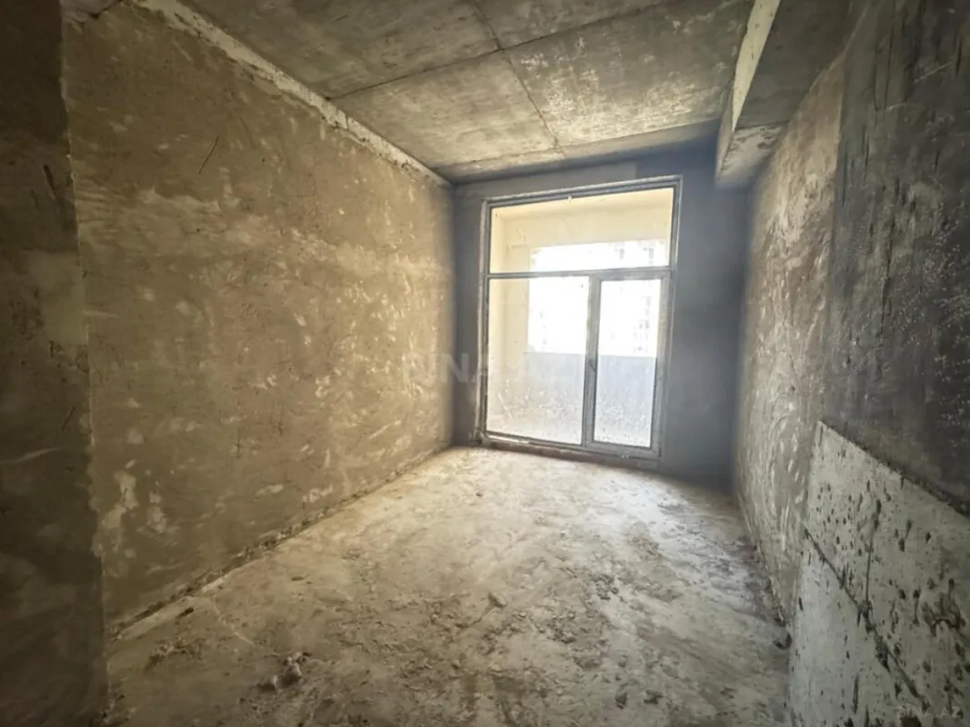 Satılır 2 otaqlı mənzil 93.6 m²