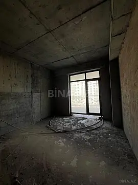 Satılır 3 otaqlı mənzil 153 m²