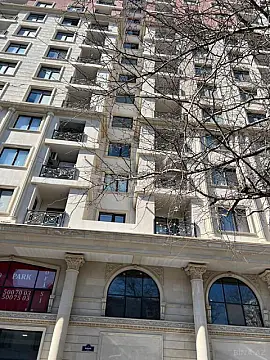 Satılır 3 otaqlı mənzil 153 m² — Bakı 3 otaq 153.00 m²