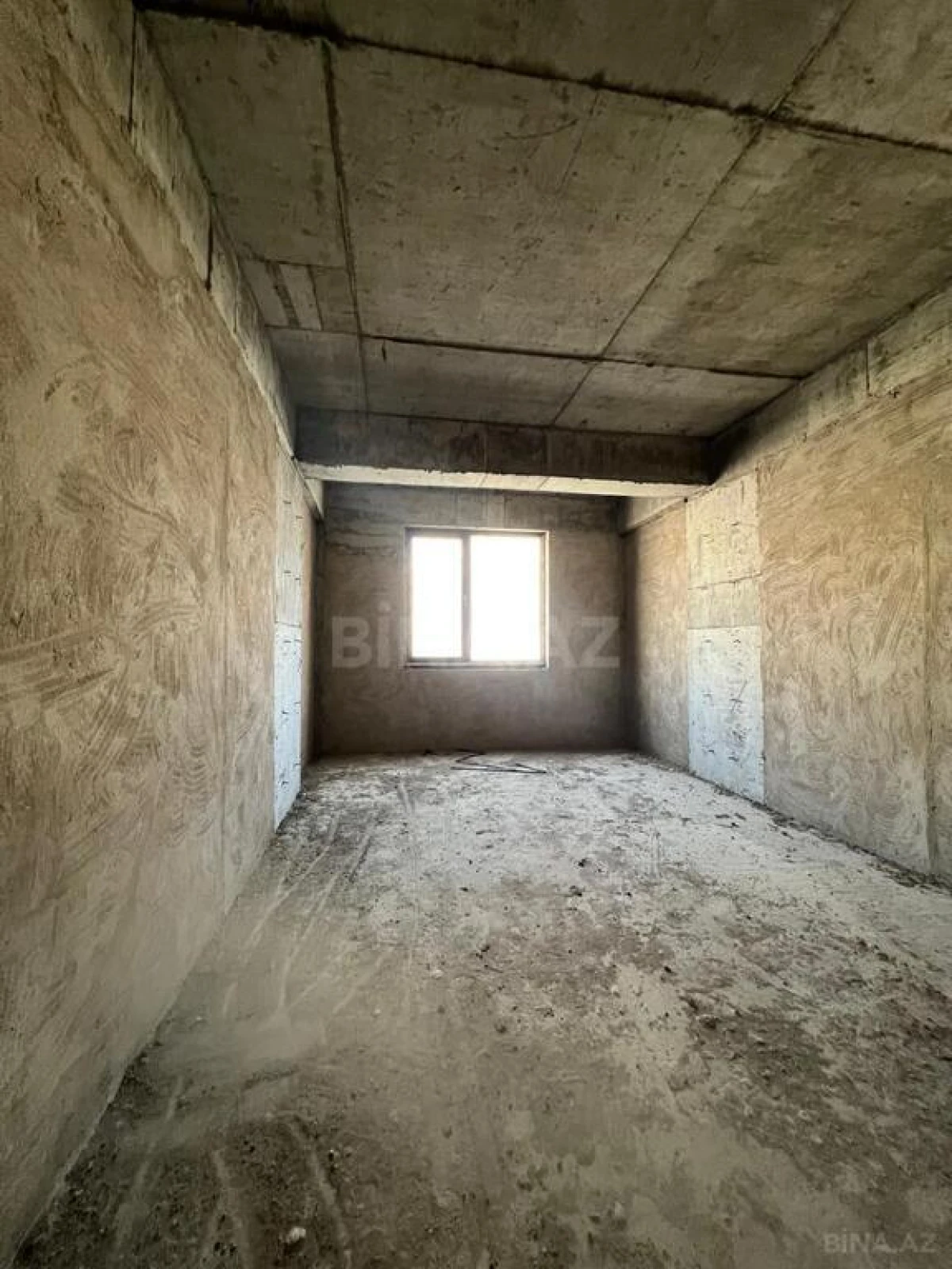 Satılır 3 otaqlı mənzil 153 m²