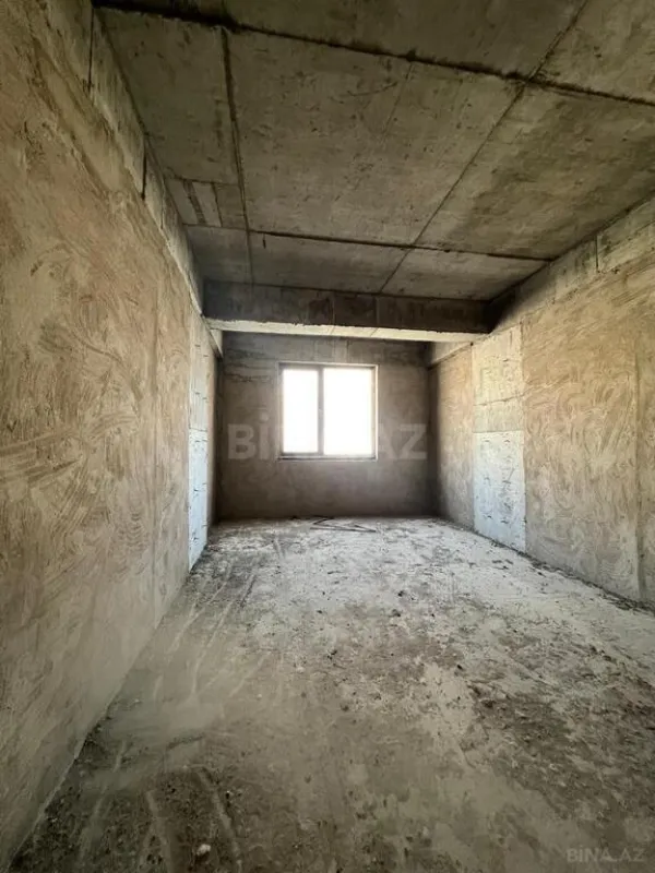 Satılır 3 otaqlı mənzil 153 m²