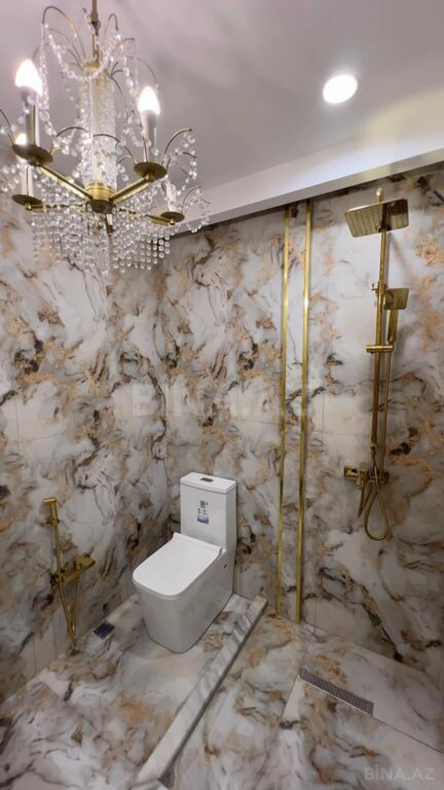 Satılır 3 otaqlı mənzil 65 m²