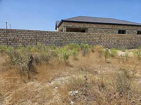 Satılır torpaq sahəsi 4 m²
