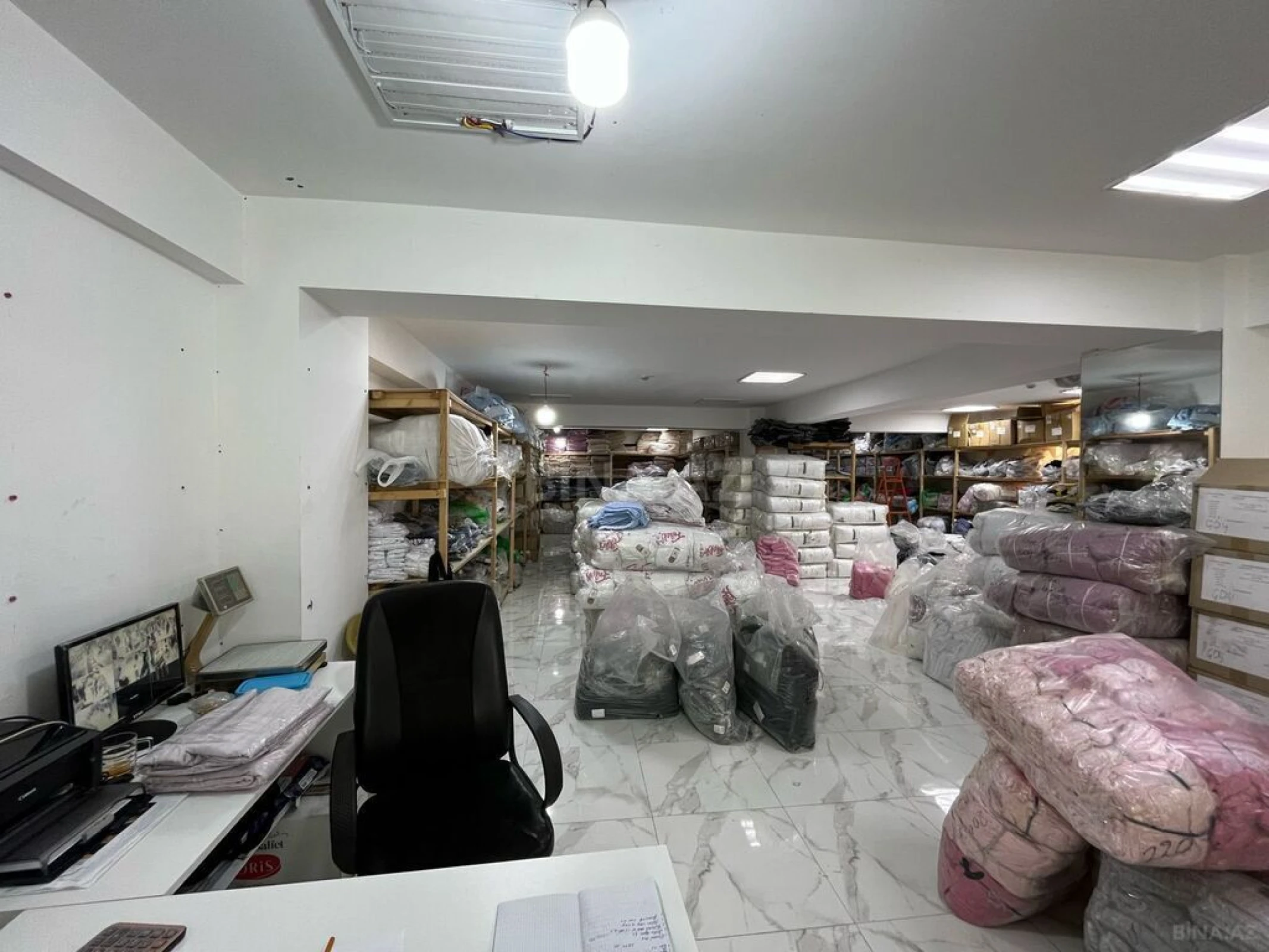 Satılır obyekt 357 m²