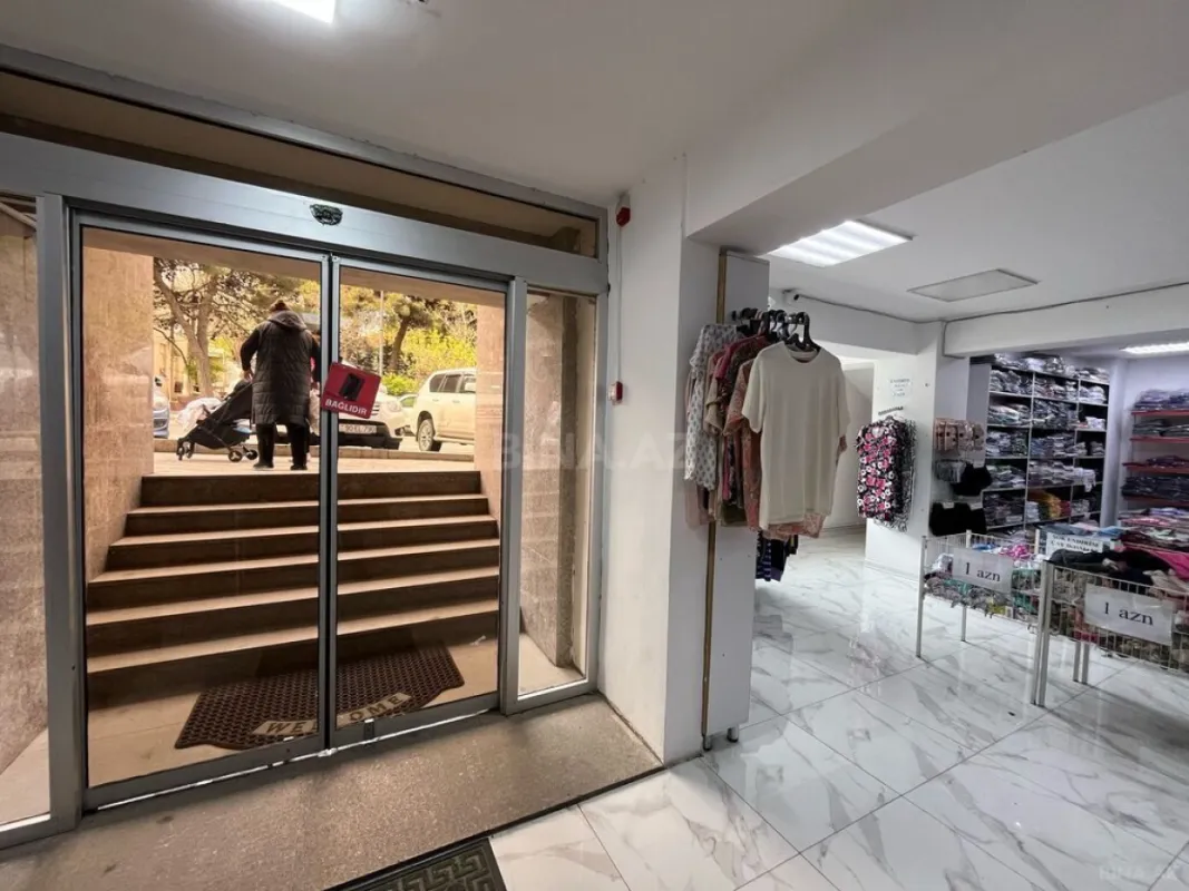 Satılır obyekt 357 m²