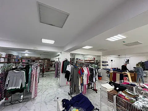 Satılır obyekt 357 m²