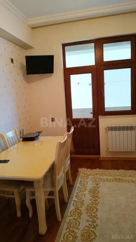 Satılır 2 otaqlı mənzil 64 m²