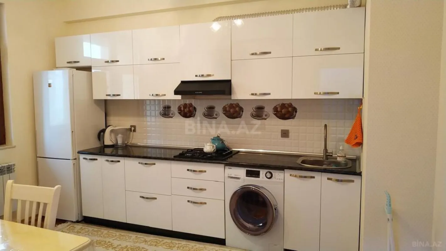 Satılır 2 otaqlı mənzil 64 m²