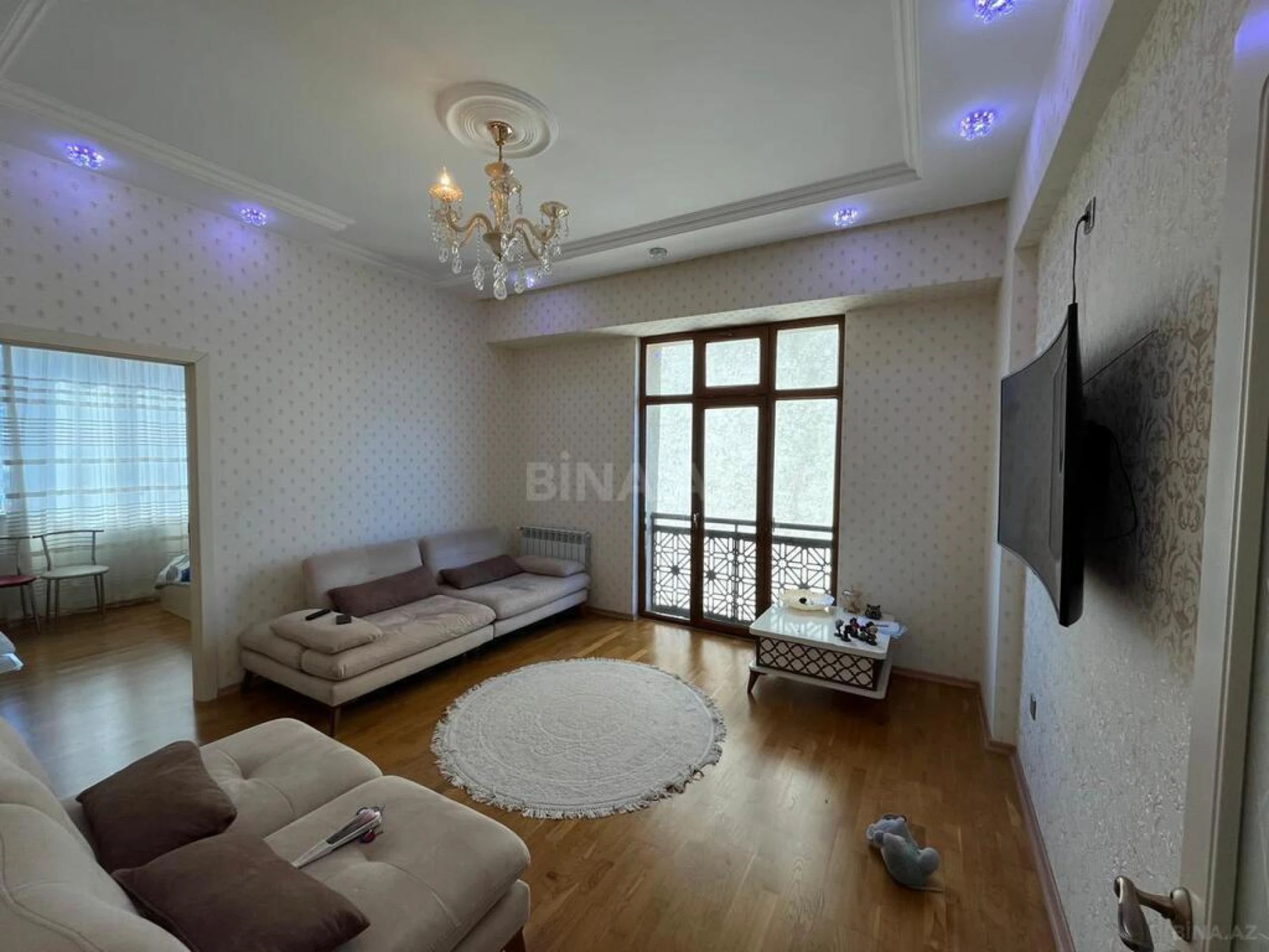 Satılır 2 otaqlı mənzil 64 m²