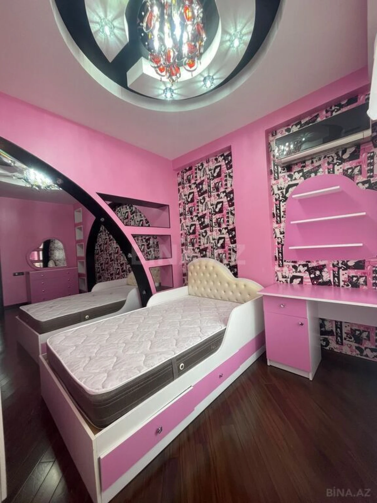 Satılır 3 otaqlı mənzil 158 m²