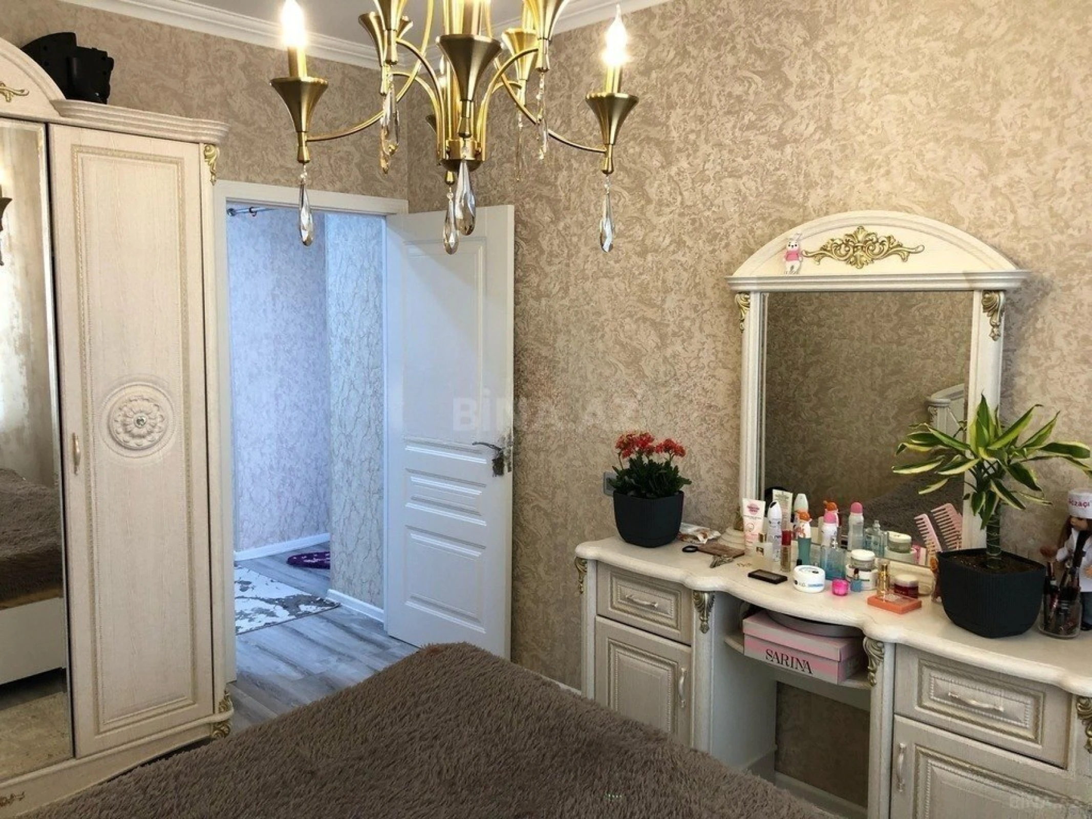 Satılır 3 otaqlı mənzil 90 m²