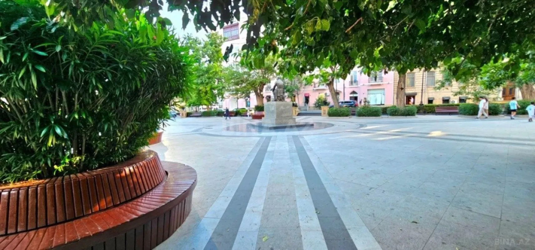 Satılır 3 otaqlı mənzil 84 m²