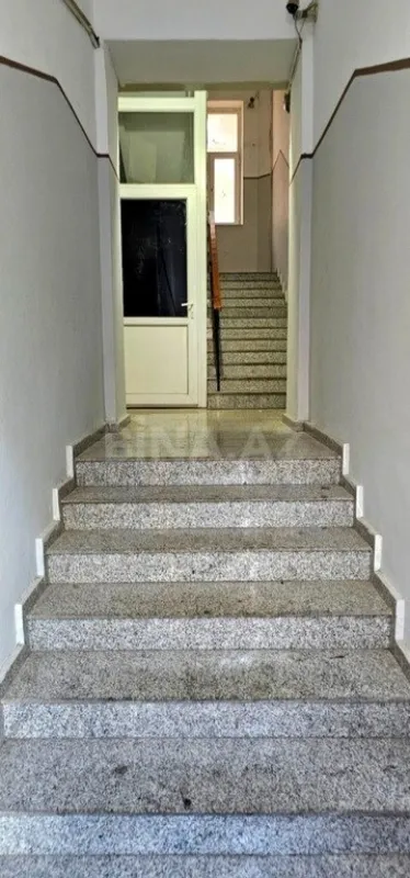 Satılır 3 otaqlı mənzil 84 m²