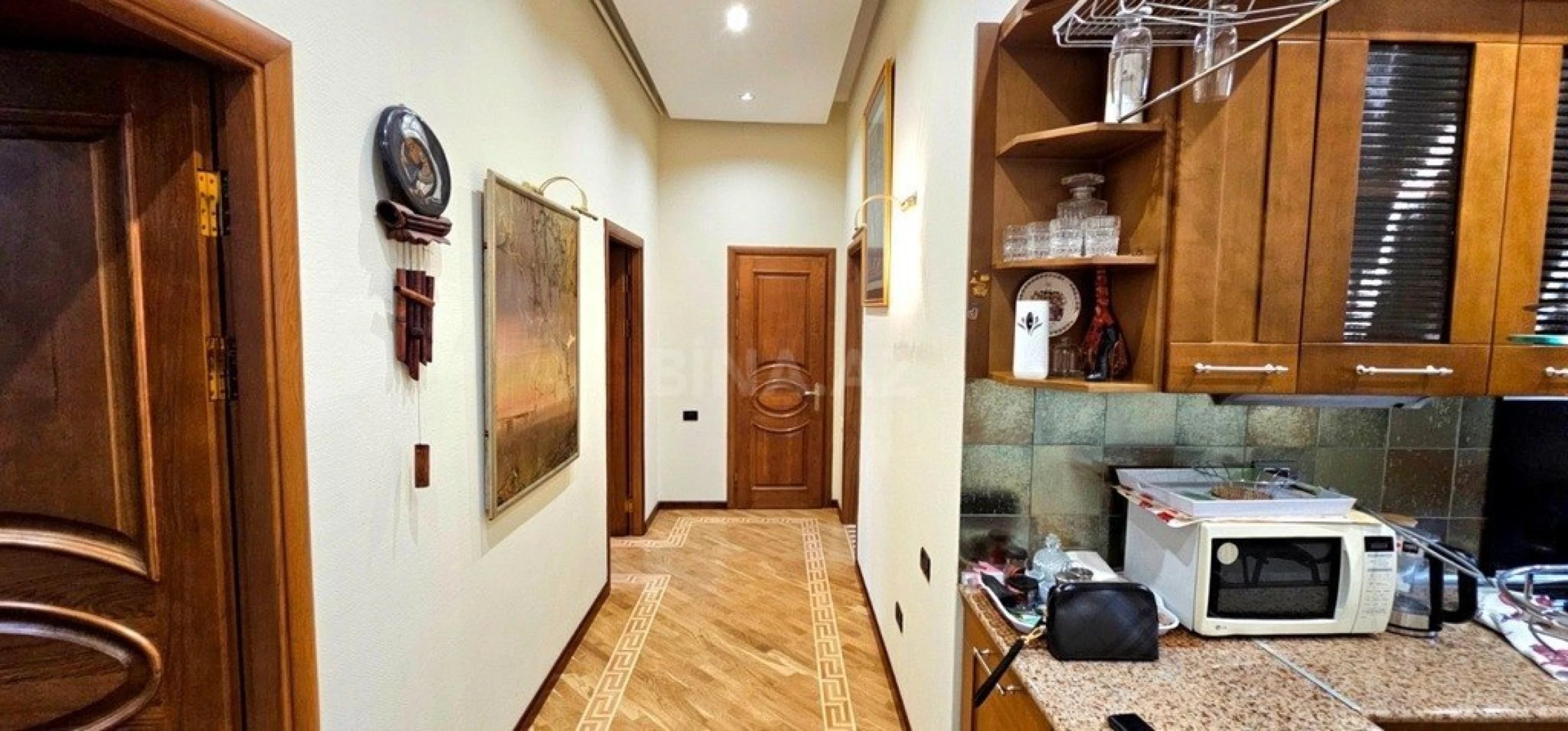 Satılır 3 otaqlı mənzil 84 m²