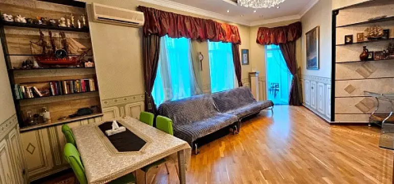 Satılır 3 otaqlı mənzil 84 m²