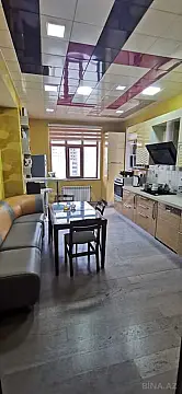Satılır 4 otaqlı mənzil 170 m²