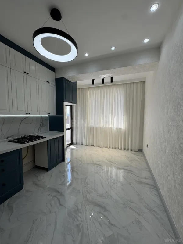 Satılır 3 otaqlı mənzil 107 m²