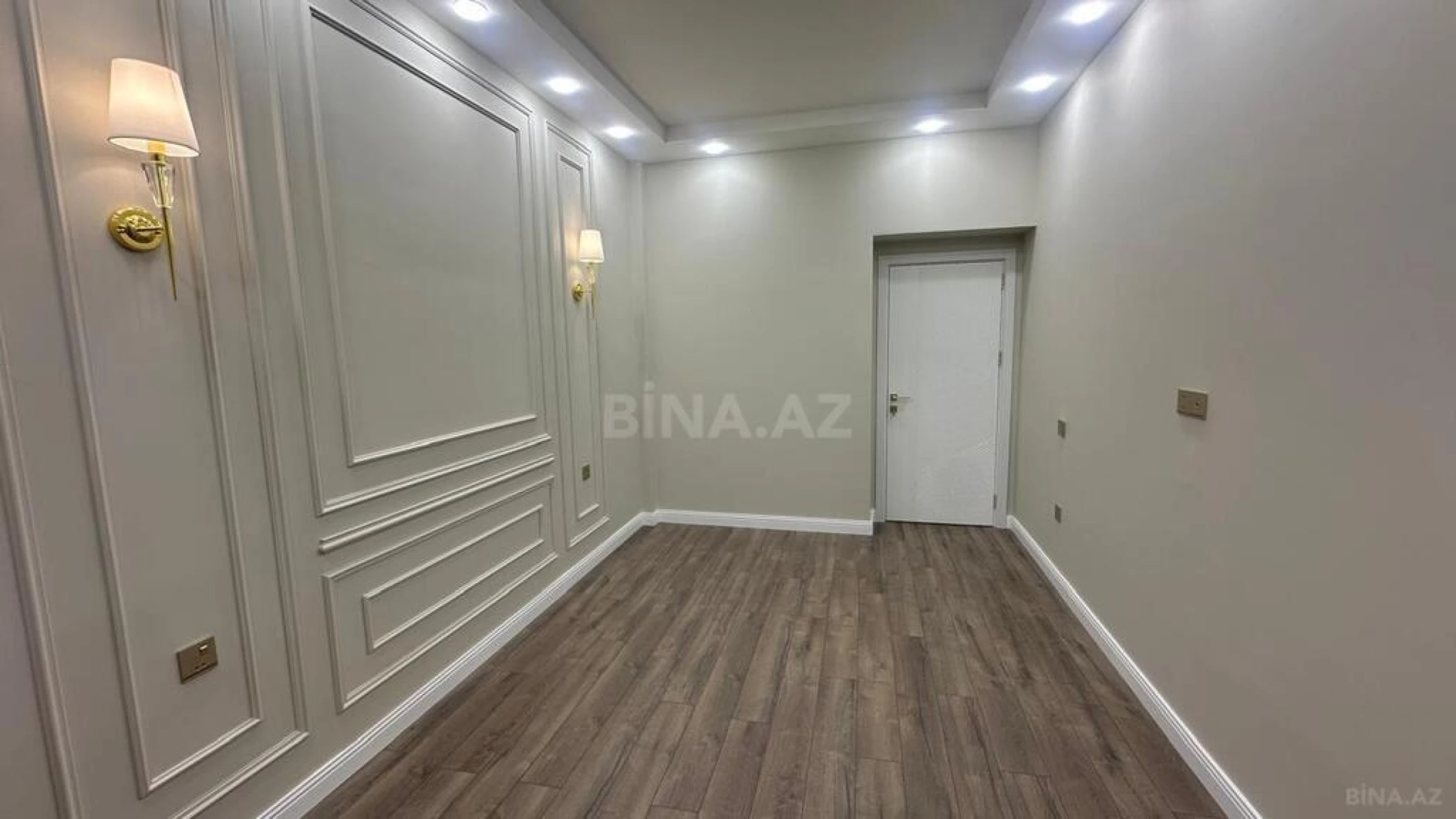 Satılır 2 otaqlı mənzil 81 m²