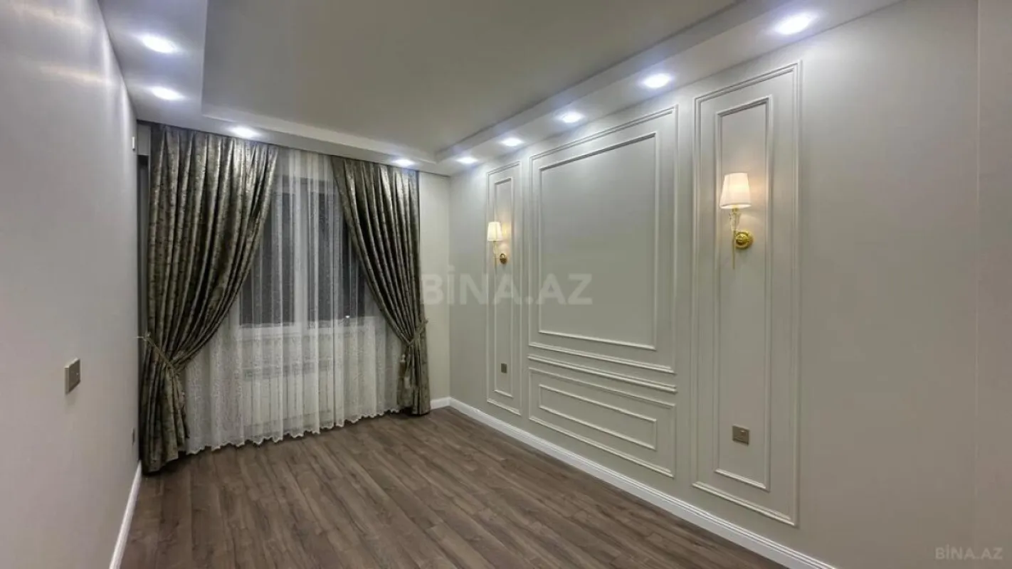 Satılır 2 otaqlı mənzil 81 m²