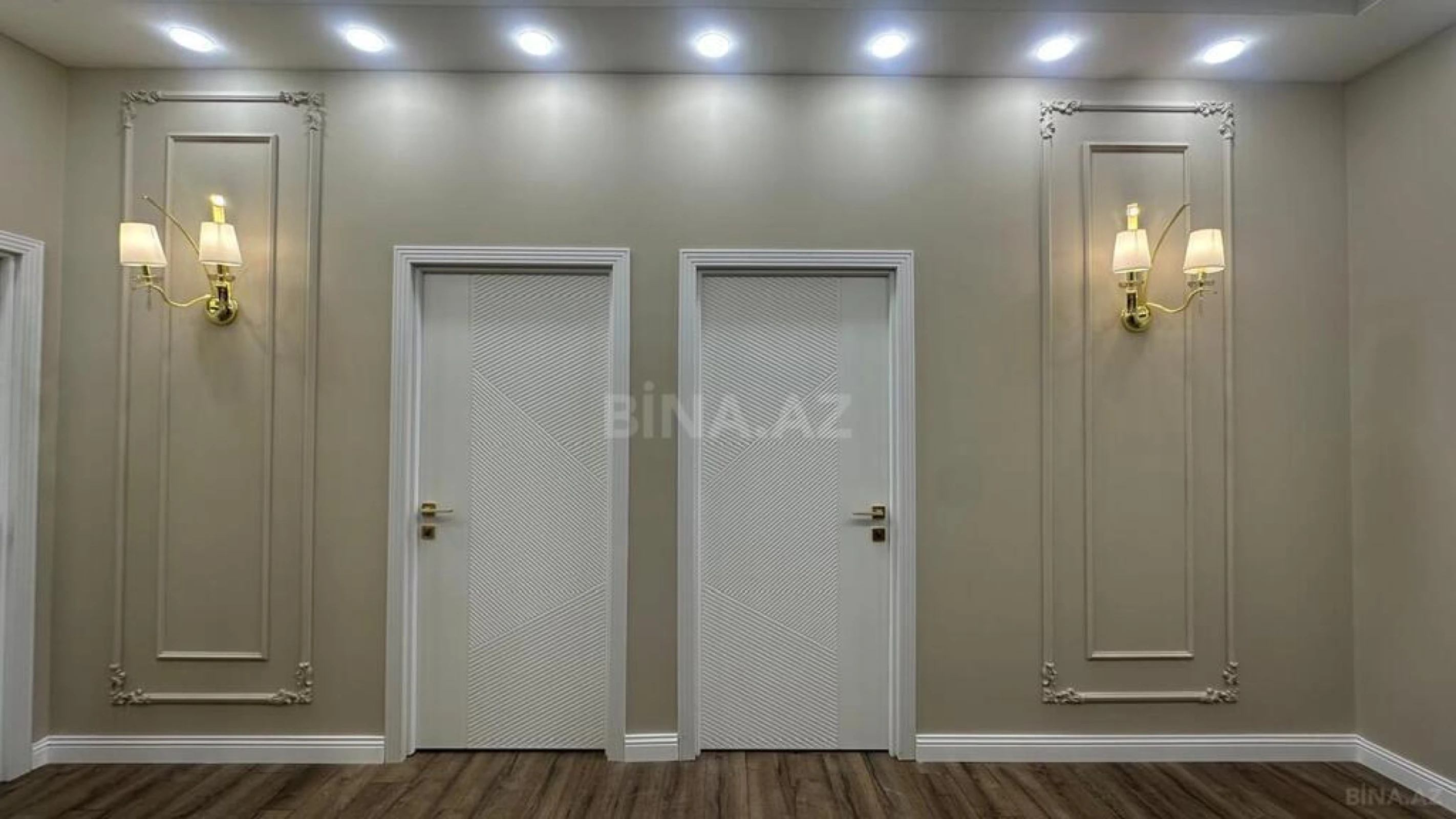 Satılır 2 otaqlı mənzil 81 m²