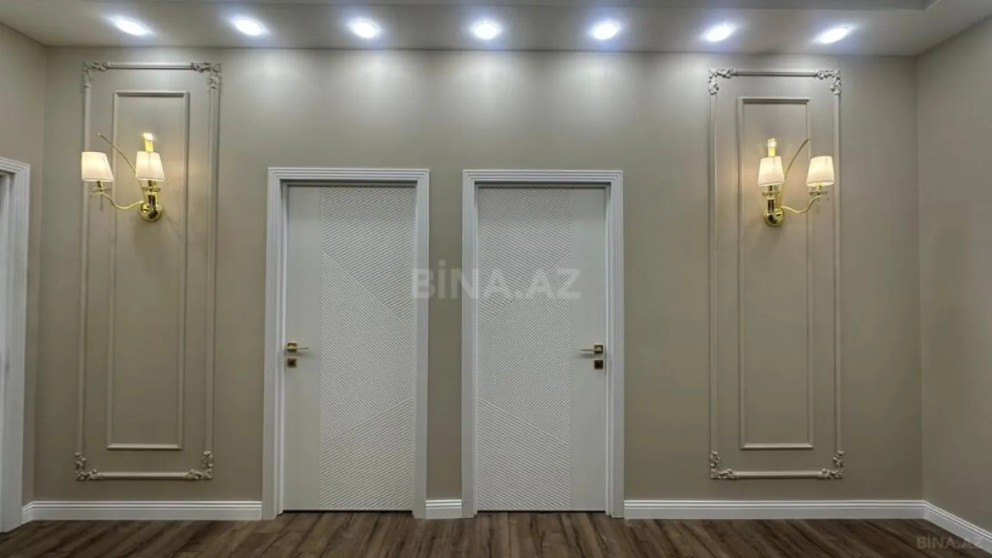 Satılır 2 otaqlı mənzil 81 m²