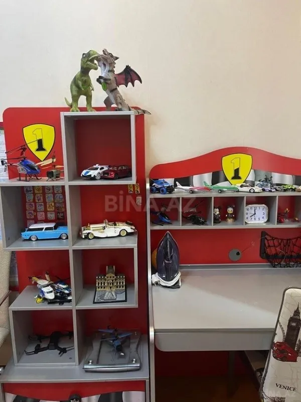 Satılır 4 otaqlı mənzil 118 m²