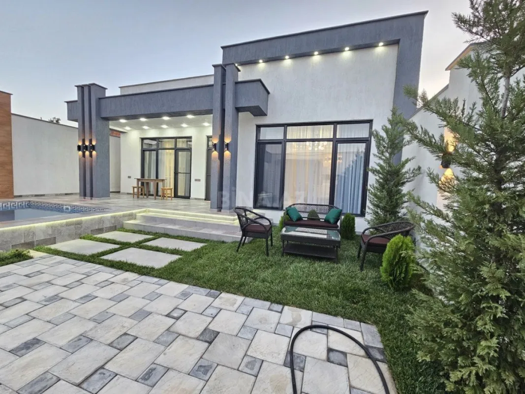 Satılır 4 otaqlı həyət evi 160 m²