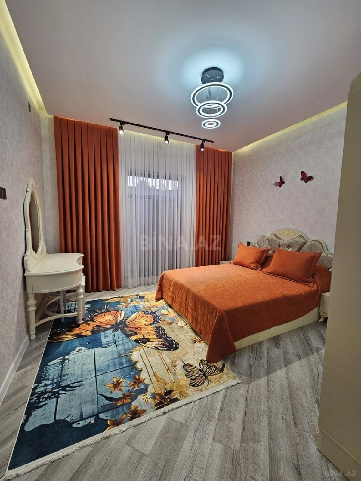 Satılır 4 otaqlı həyət evi 160 m²