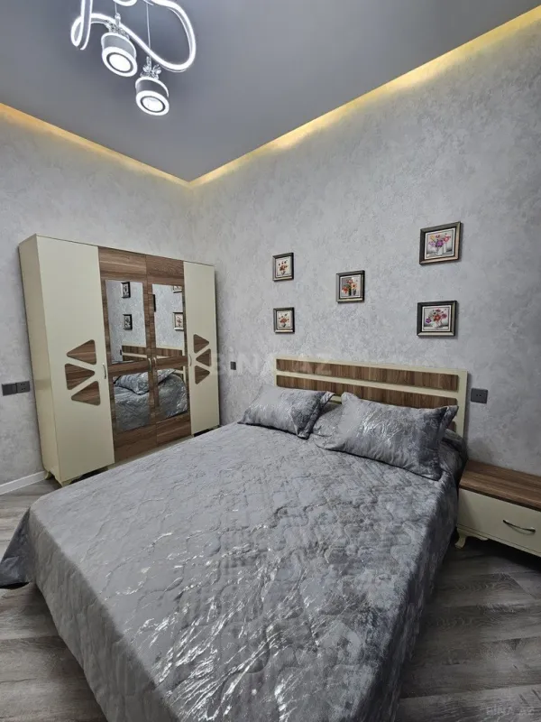 Satılır 4 otaqlı həyət evi 160 m²