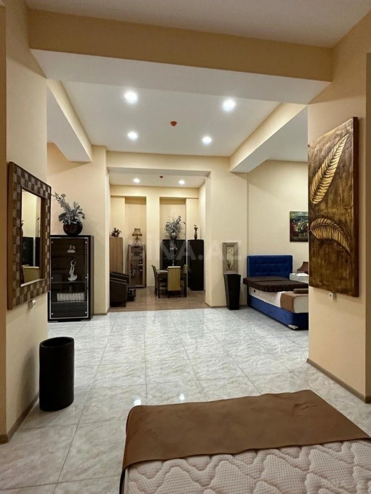 Satılır obyekt 173 m²