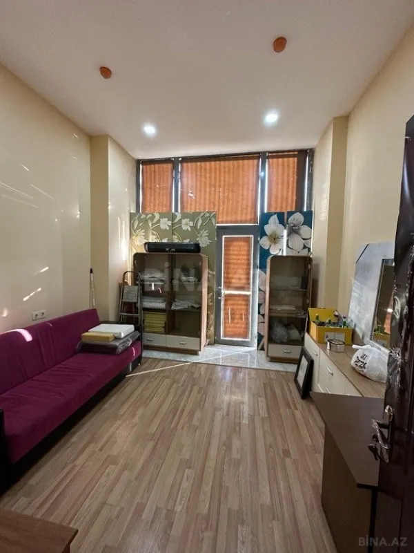 Satılır obyekt 173 m²