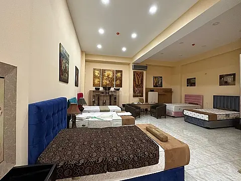 Satılır obyekt 173 m²