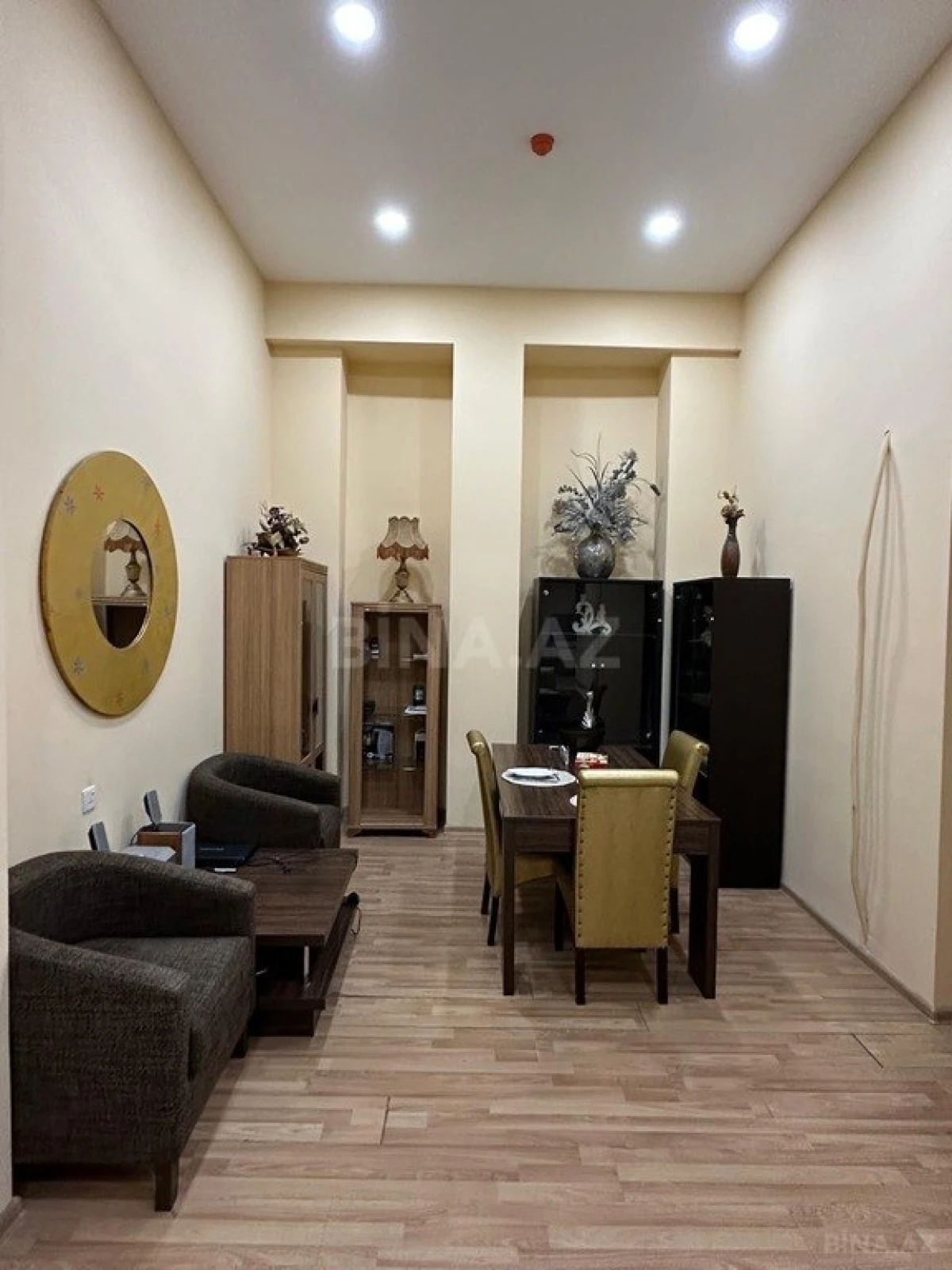 Satılır obyekt 173 m²