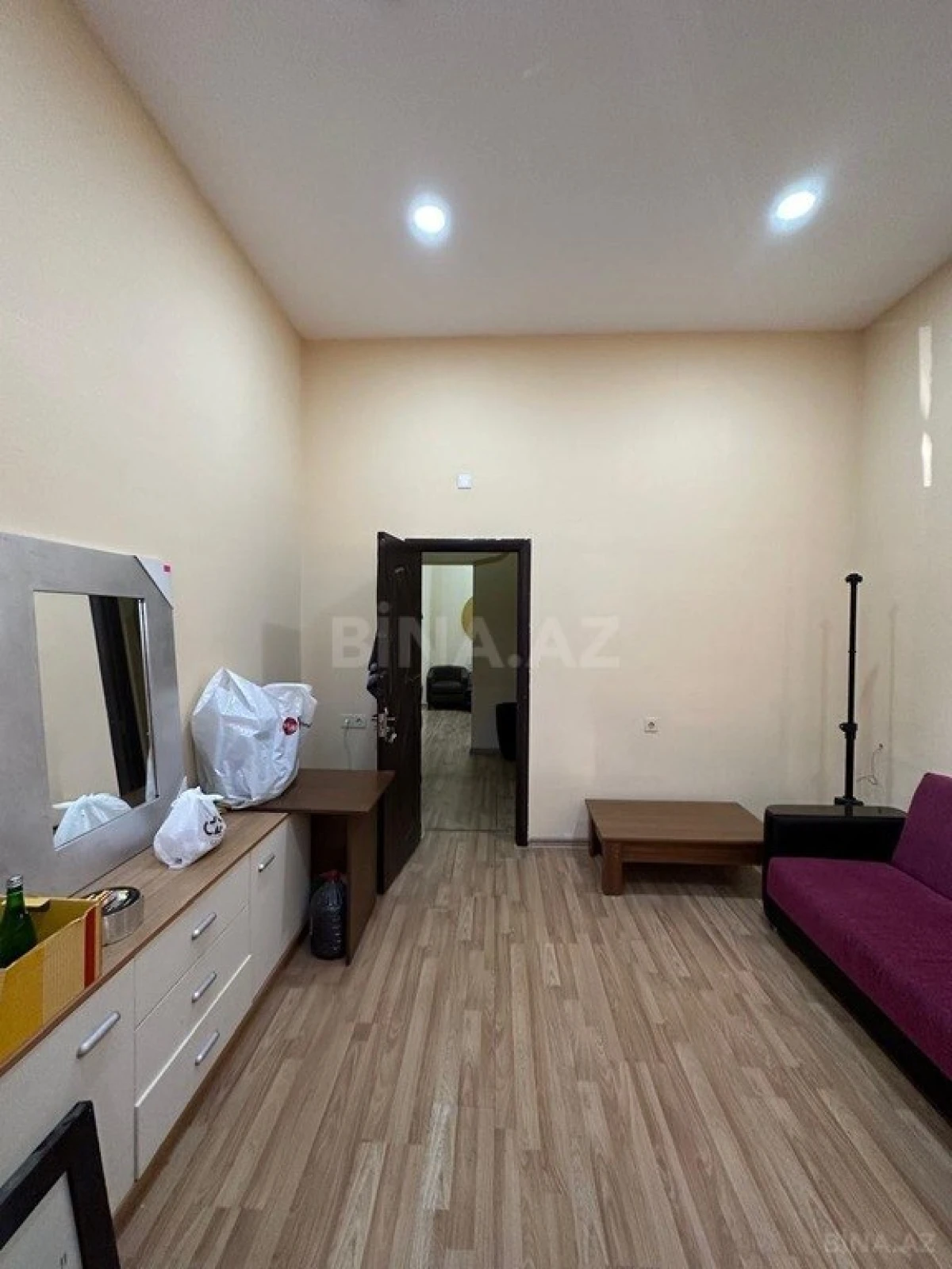 Satılır obyekt 173 m²