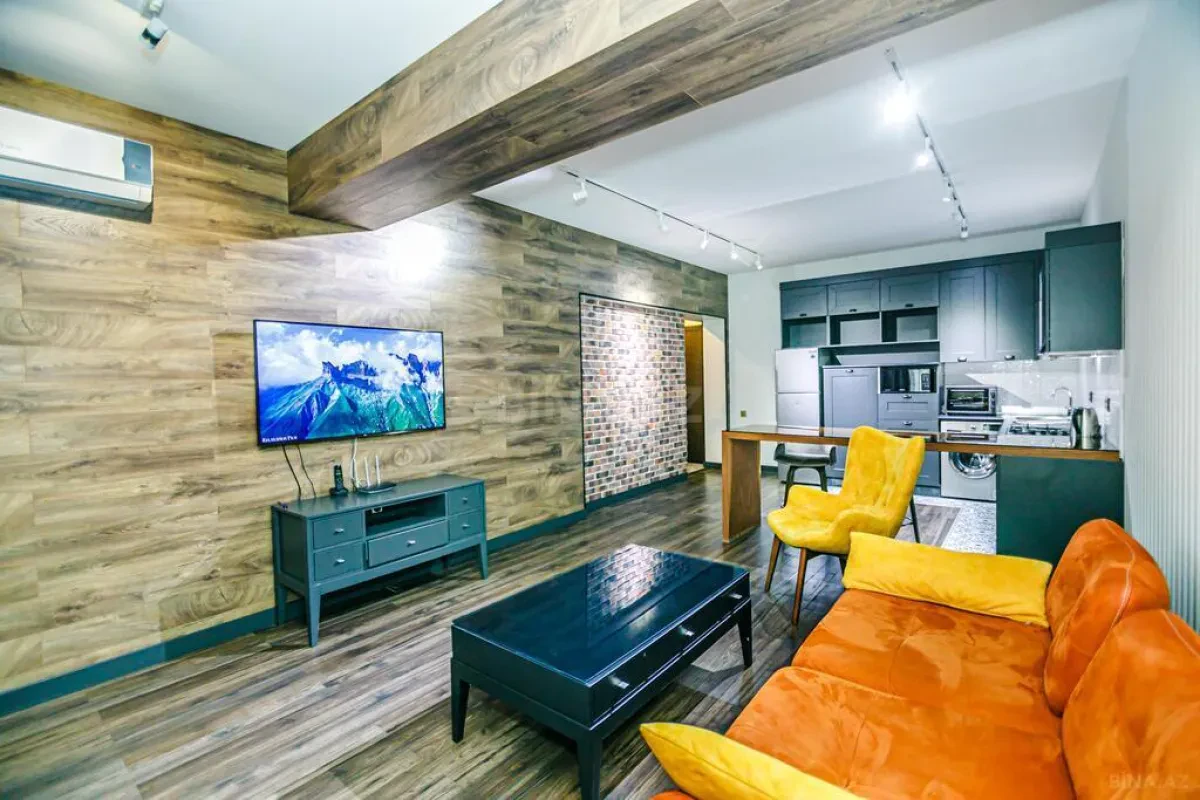 Kirayə verilir 2 otaqlı mənzil 100 m²