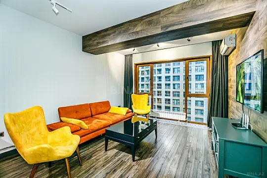 Kirayə verilir 2 otaqlı mənzil 100 m²