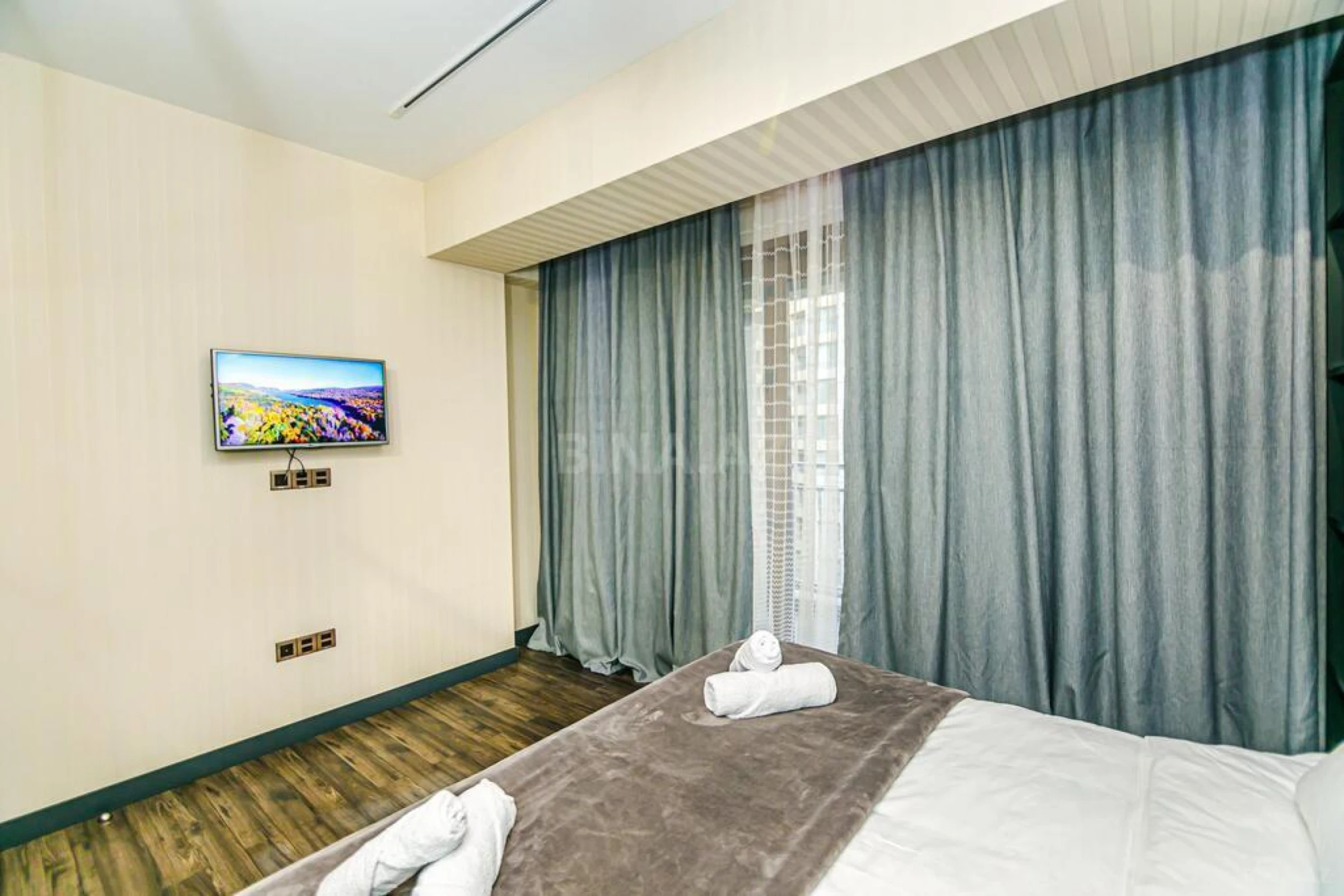 Kirayə verilir 2 otaqlı mənzil 100 m²