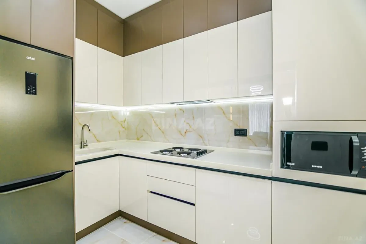 Kirayə verilir 2 otaqlı mənzil 100 m²