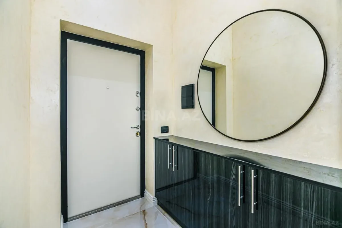 Kirayə verilir 2 otaqlı mənzil 100 m²