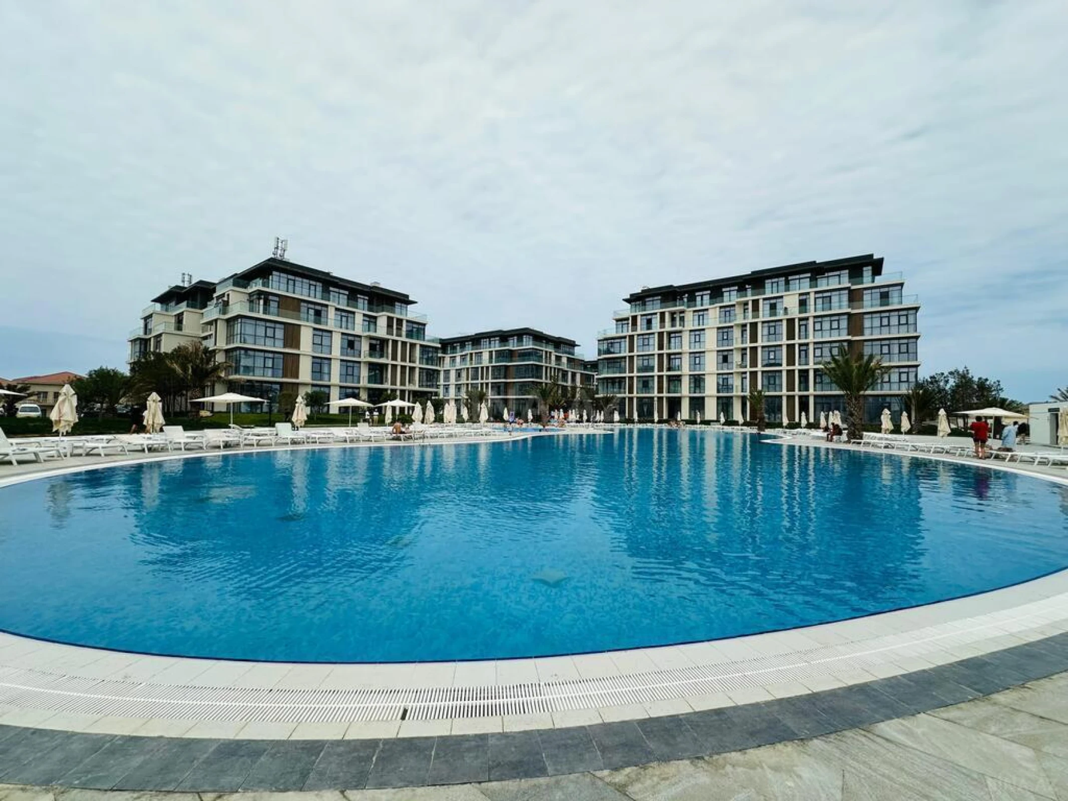 Kirayə verilir 2 otaqlı mənzil 100 m²