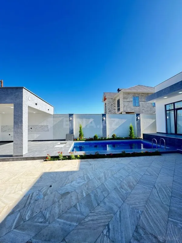 Satılır 3 otaqlı həyət evi 140 m²